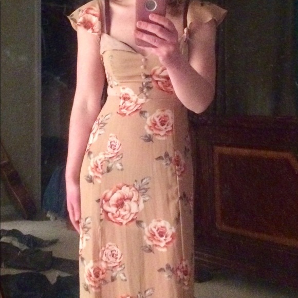 Forever 21 floral cutout maxi NWT S - Picture 8 of 8